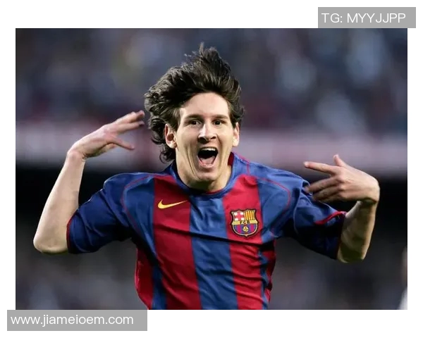 足球传奇谢幕之战球迷泪别时代巨星回顾精彩瞬间与辉煌历程 足球传奇谢幕之战球迷泪别时代巨星回顾精彩瞬间与辉煌历程